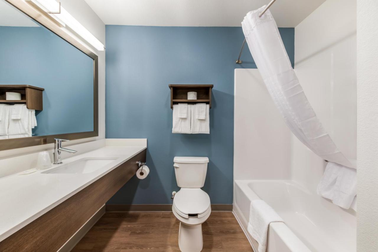 Woodspring Suites Charlotte - University Research Park Bagian luar foto