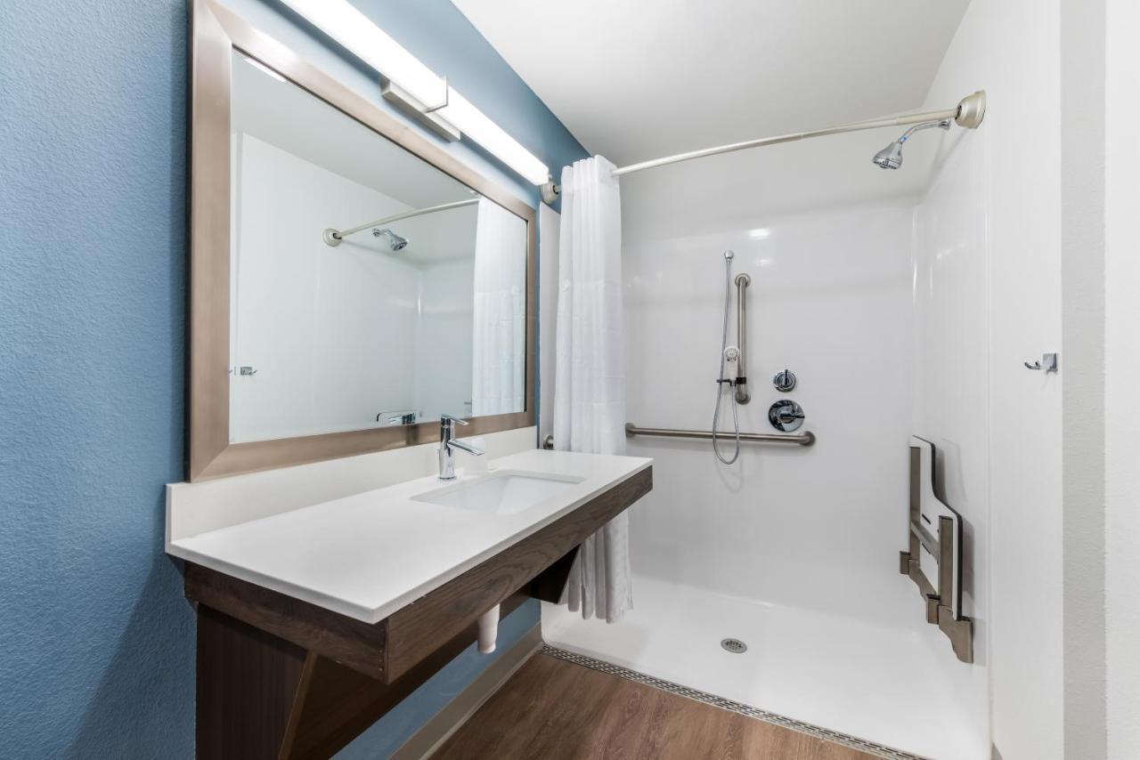 Woodspring Suites Charlotte - University Research Park Bagian luar foto